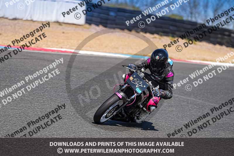 enduro digital images;event digital images;eventdigitalimages;mallory park;mallory park photographs;mallory park trackday;mallory park trackday photographs;no limits trackdays;peter wileman photography;racing digital images;trackday digital images;trackday photos